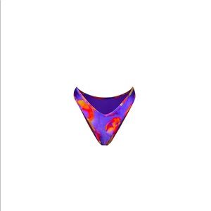 SELENA BOTTOM (AURA) 82% Nylon, 18% Spandex